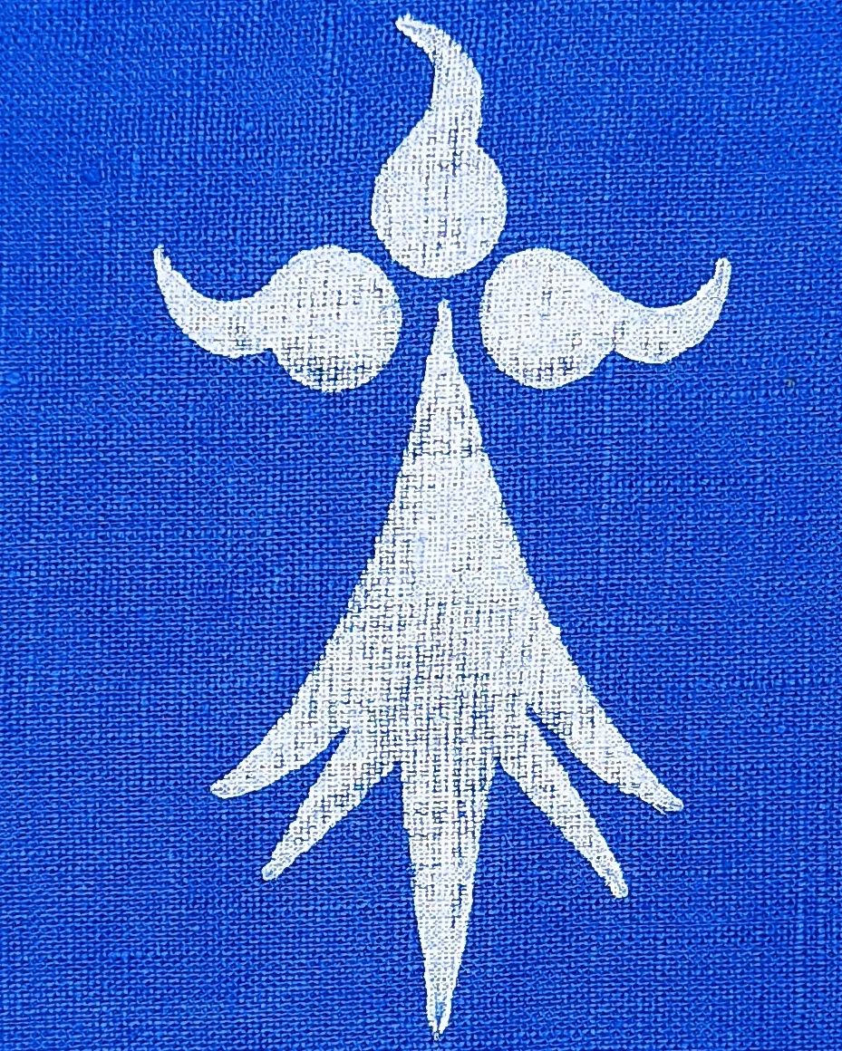 Linen patch with fleur-de-lis print - blue (dark)/gold - Racaire's Workshop